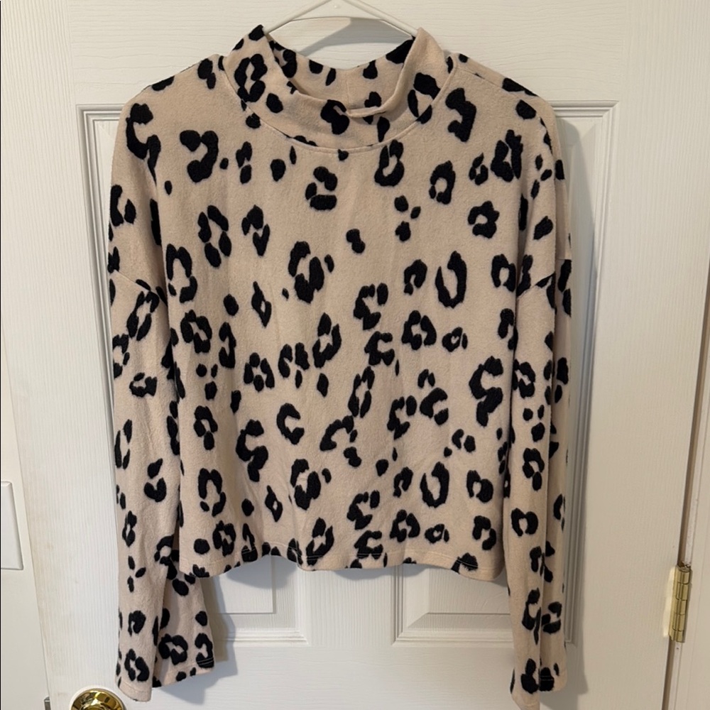 Leopard Print Sweater - Black and Cream